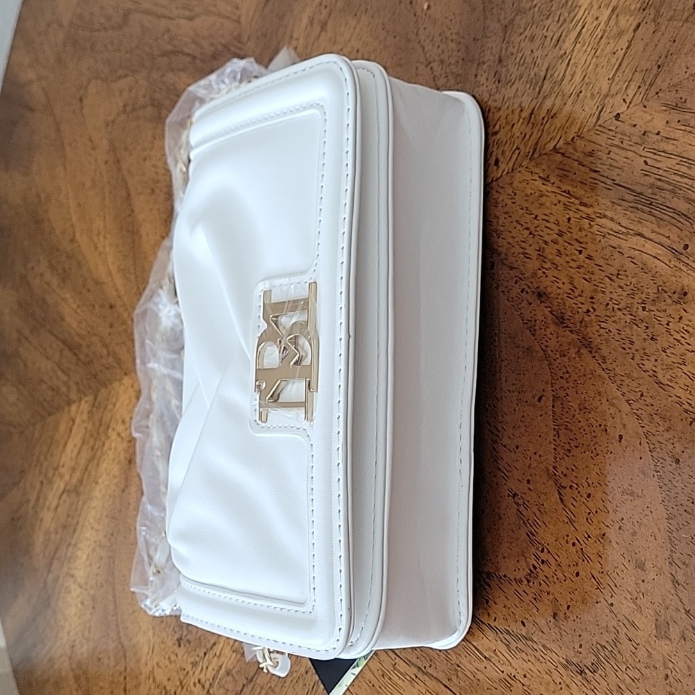 BADGLEY MISCHKA Small Square Crossbody, Folded Style, Big Logo, White, NWT - Picture 8 of 14